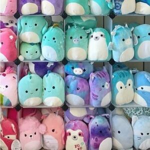 🎉2 SQUISHMALLOWS SURPRISE NWT 8”